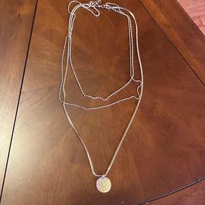 FREE GIFT 
Amazon jewelry 3 pack set